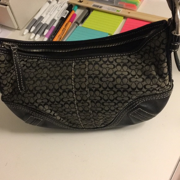 Coach purse - Picture 3 of 3